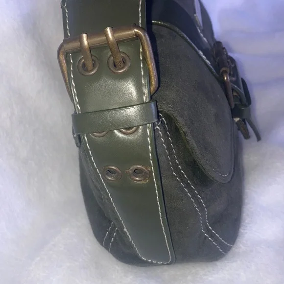 Kate Spade ❤️‍🔥 VINTAGE RARE❤️‍🔥 Olive Green shoulder Bag - Picture 2 of 8